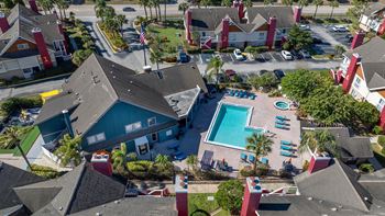 Fusion orlando - swimming pool